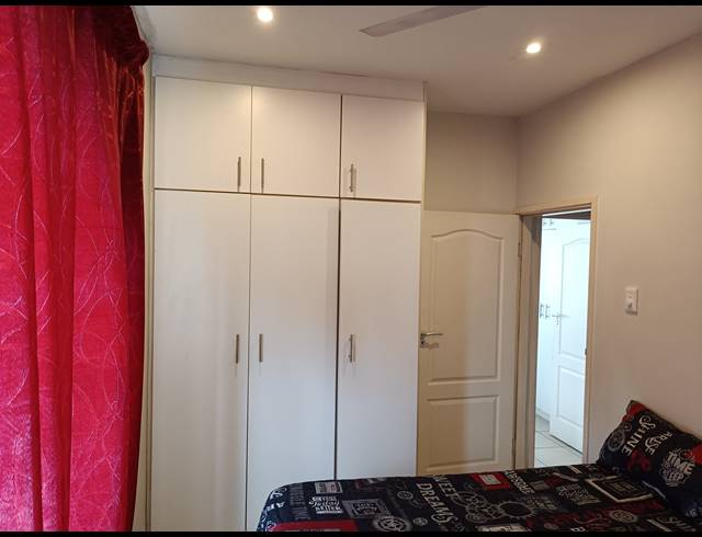 2 BEDROOM APARTMENT BLOCK FOR SALE IN ESSENWOOD